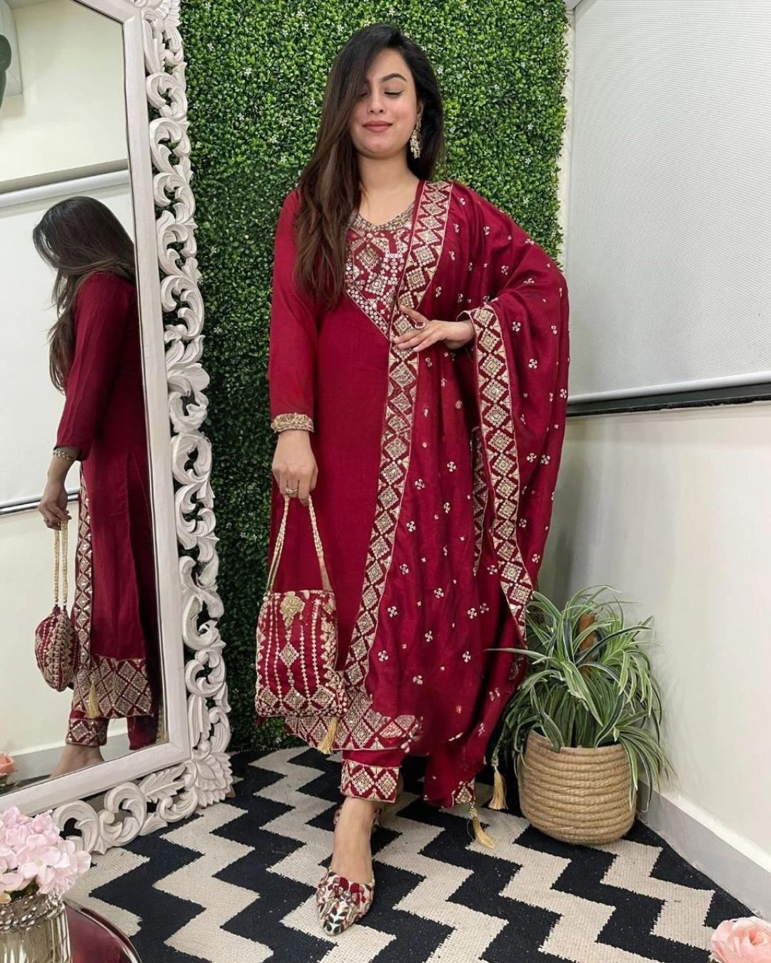 Khamili Heavy Fancy Pant Pair With Dupatta Set