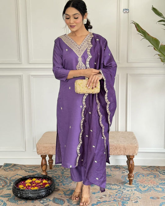 Vanya Heavy Fancy Pant Pair With Dupatta Set