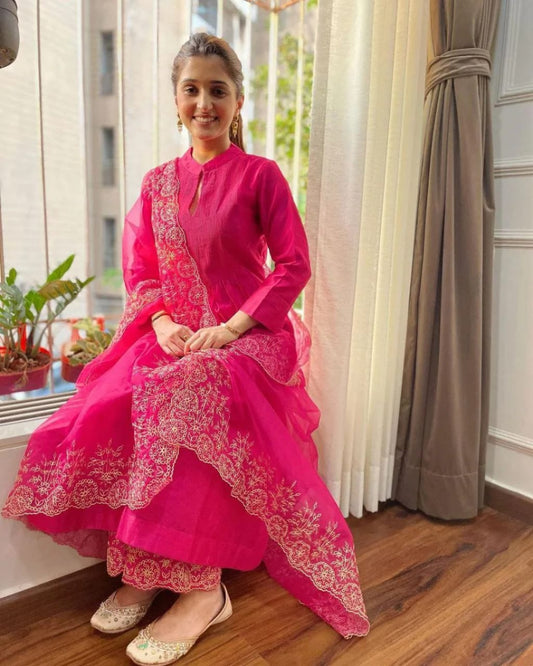 Pure Chanderi Kurti pent With Organza Dupatta Embroidery Work