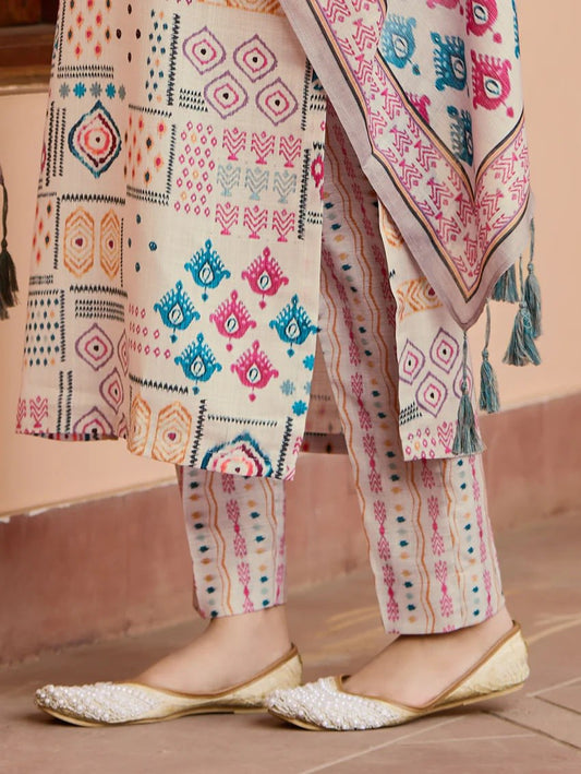 Pinaki Beautiful Cotton Kurti With Pant and Dupatta Set