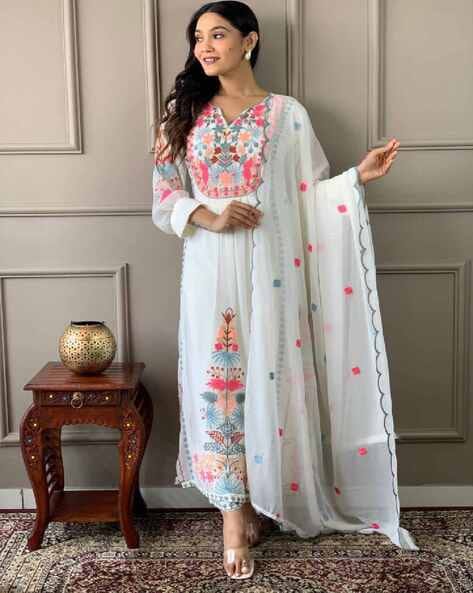 Designer Embroidery Kurti Pant Set
