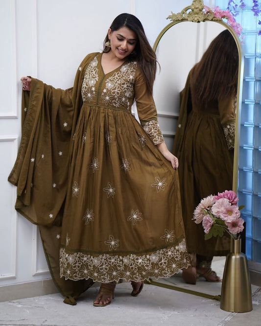 Sapna Readymade Kurti With Pant & Dupatta Set